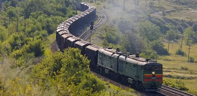 Khai thác, vận tải đường sắt bảo đảm hiệu quả