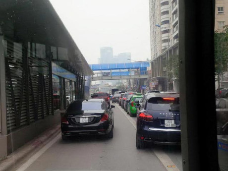 Chuyen ghi tren chuyen buyt BRT ve dich som 3 phut - Anh 1