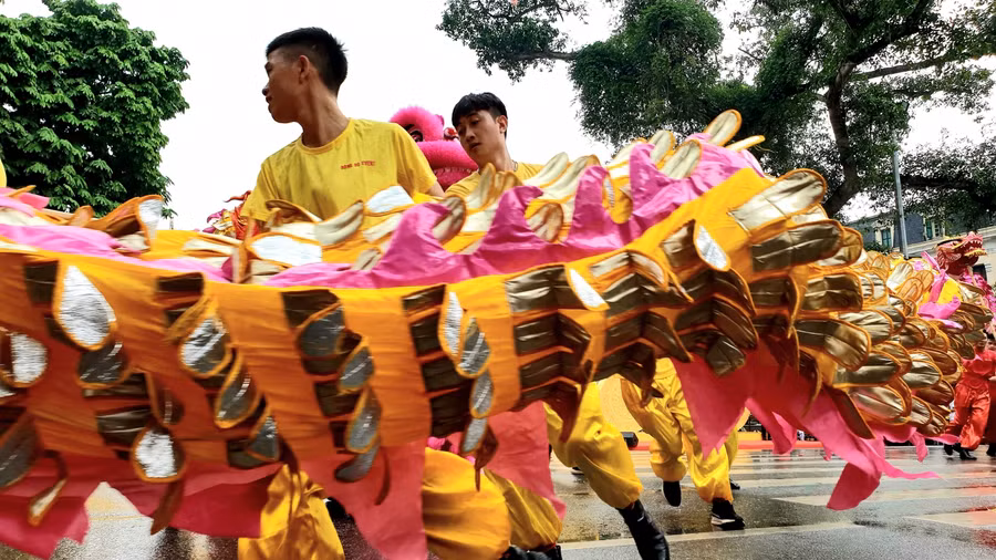 Thông qua các màn múa rồng, múa lân, nhằm tái hiện các sự kiện lịch sử truyền thống vẻ vang của dân tộc; ca ngợi đất nước – con người, Thủ đô văn hiến – Thành phố vì hòa bình với bề dày 1010 năm lịch sử, trên con đường hội nhập và phát triển.