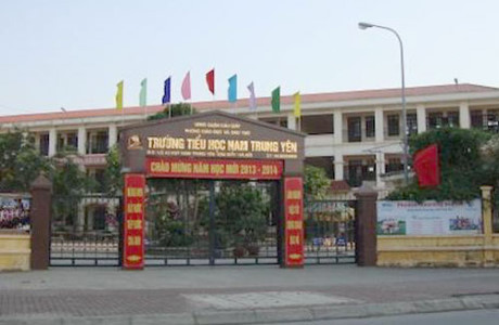Không bưng bít, bao che vụ học sinh gãy chân tại trường - Ảnh 1 Khong bung bit, bao che vu hoc sinh gay chan tai truong - Anh 1