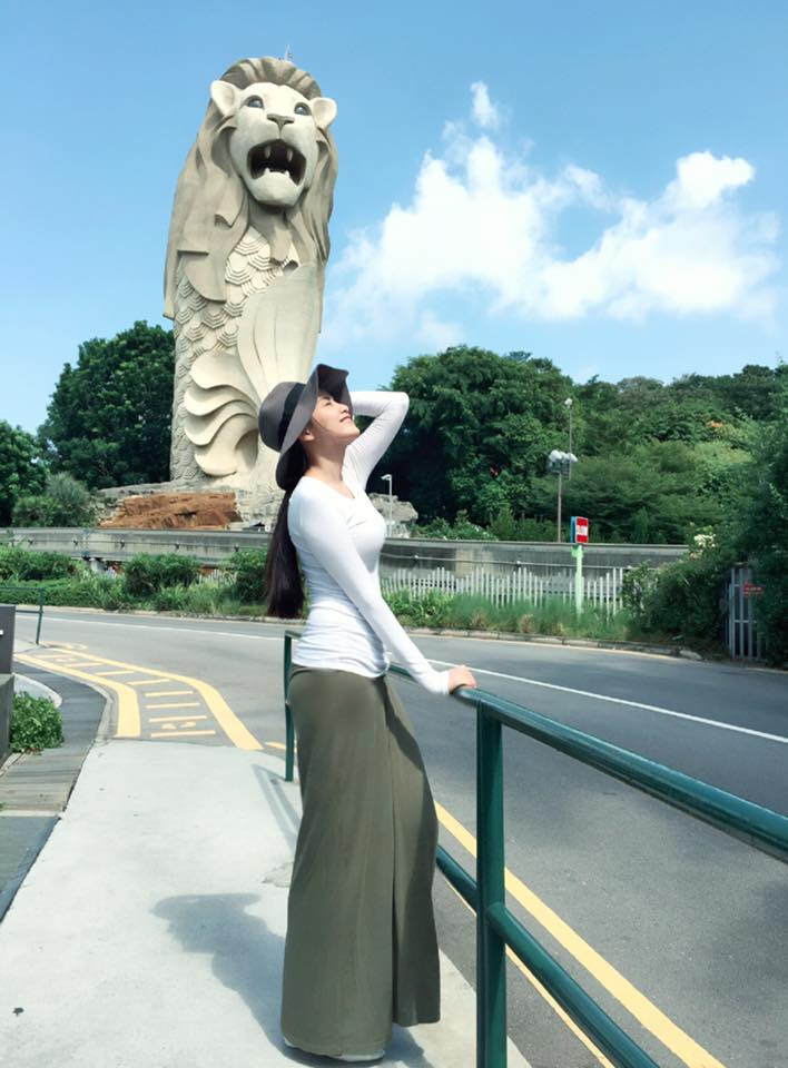 “Bắt bài” gu thời trang dễ mặc - dễ đẹp của Hoa hậu Diễm Hương ảnh 5