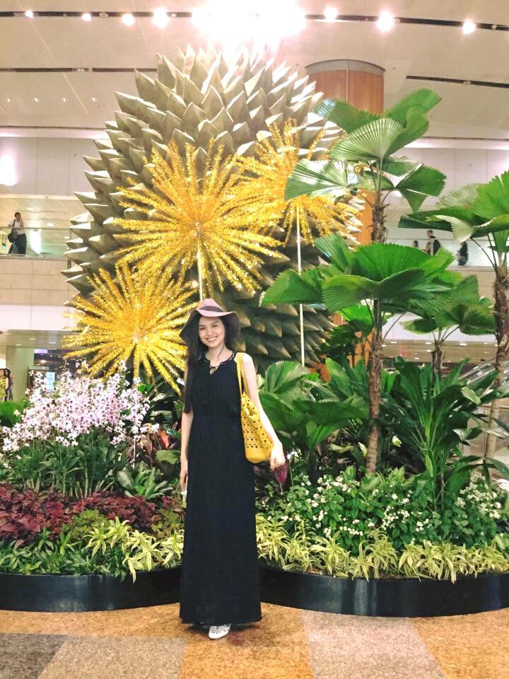 “Bắt bài” gu thời trang dễ mặc - dễ đẹp của Hoa hậu Diễm Hương ảnh 9