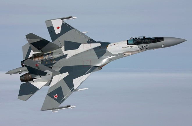 Một máy bay Su-27 của Nga. Ảnh: Beforeitsnews.com Một máy bay Su-27 của Nga. Ảnh: beforeitsnews.com