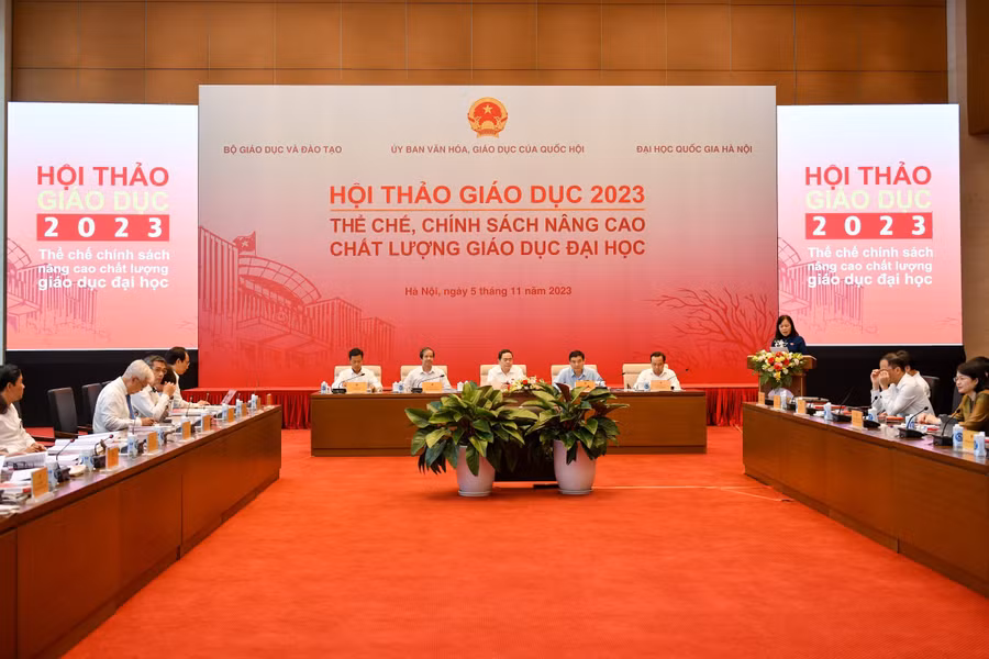 Hội thảo Giáo dục năm 2023 có chủ đề “Thể chế, chính sách nâng cao chất lượng giáo dục đại học”.