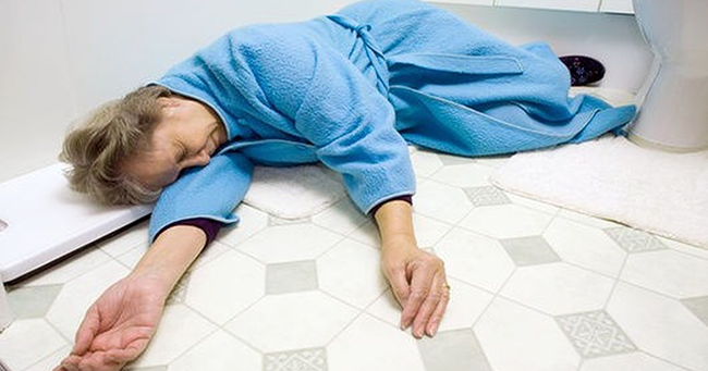 Phương pháp cứu mạng kịp thời khi bị tắc mạch máu não, chỉ cần cạo “gân xanh” ảnh 1 Phương pháp cứu mạng kịp thời khi bị tắc mạch máu não, chỉ cần cạo “gân xanh” ảnh 1