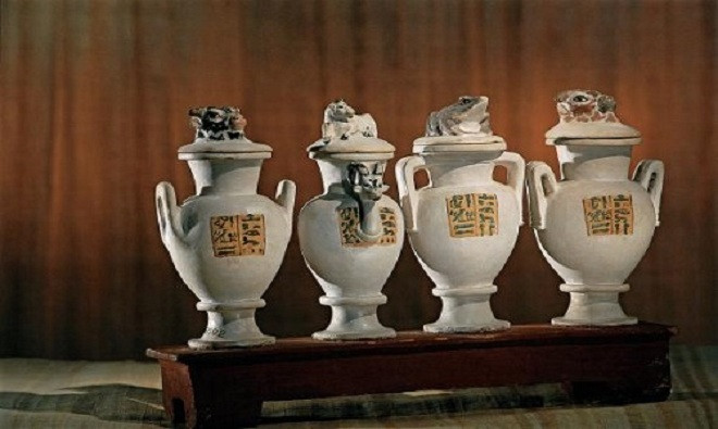 Ngôi mộ chất đầy đồ tùy táng mạ vàng của cụ ngoại vua Tut ảnh 6 Ngôi mộ chất đầy đồ tùy táng mạ vàng của cụ ngoại vua Tut ảnh 6