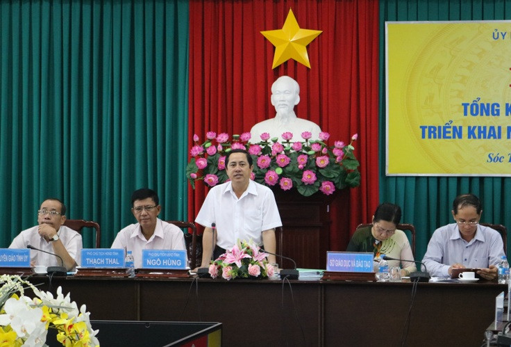 Ông Ngô Hùng - Phó Chủ tịch UBND tỉnh Sóc Trăng phát biểu tại hội nghị