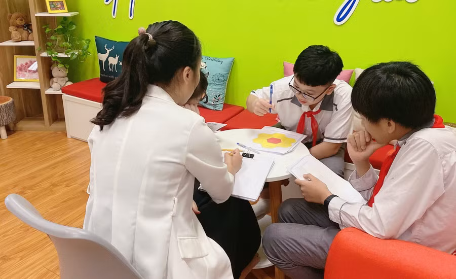 Giao lưu trực tuyến: “Tham vấn học đường: Kết nối thầy và trò” ảnh 37