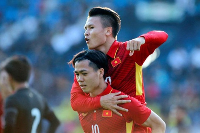 Công Phượng và Quang Hải sẽ đối đầu nhau trong màu áo CLB ngay trận mở màn giai đoạn 2 V-League 2020. Công Phượng và Quang Hải sẽ đối đầu nhau trong màu áo CLB ngay trận mở màn giai đoạn 2 V-League 2020.