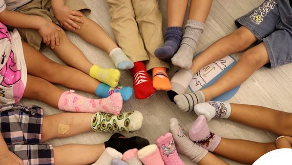 Trẻ có thể phát triển kỹ năng giao tiếp nhờ trò chơi. Trẻ có thể phát triển kỹ năng giao tiếp nhờ trò chơi.