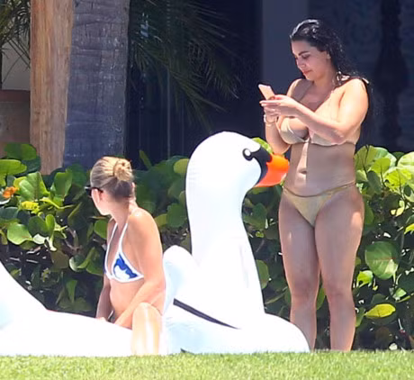 Ngoi sao 24/7: Harper beo tron va ngay cang ra dang thieu nu - Anh 10