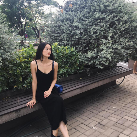 Những chiếc váy Nhung chiec vay