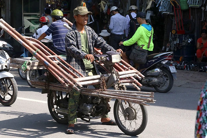 Thu hồi xe máy cũ nát: Cần thiết nhưng phải cân nhắc kỹ