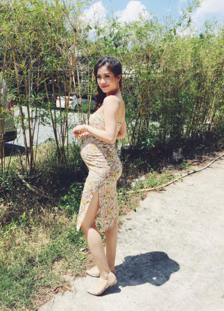 Á hậu Diễm Trang: Bà bầu sexy nhất nhì showbiz Việt - Ảnh 12 A hau Diem Trang: Ba bau sexy nhat nhi showbiz Viet - Anh 12