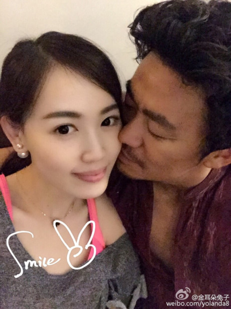Vợ ngoại tình với quản lý, sao nam Trung Quốc tức tưởi viết tâm thư ly hôn giữa đêm - Ảnh 15 Vo ngoai tinh voi quan ly, sao nam Trung Quoc tuc tuoi viet tam thu ly hon giua dem - Anh 15