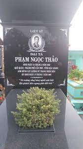 Mộ phần Đại tá, Anh hùng Phạm Ngọc Thảo trong Nghĩa trang TP Hồ Chí Minh. Mộ phần Đại tá, Anh hùng Phạm Ngọc Thảo trong Nghĩa trang TP Hồ Chí Minh.