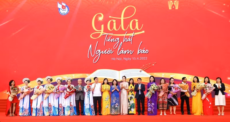 Gala Tiếng hát người làm báo nằm trong khuôn khổ Hội Báo toàn quốc 2022.