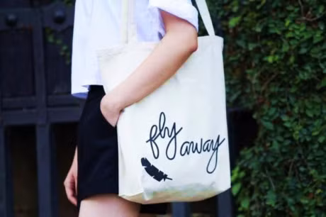 5 kieu tui xach phai dep nen co - Anh 10