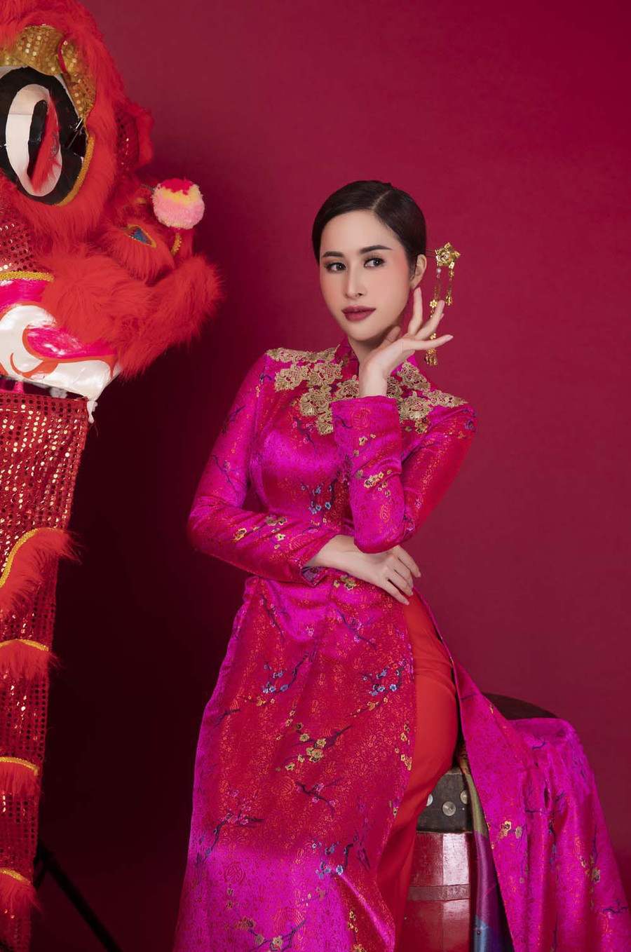 5 phụ kiện nên diện cùng áo dài giúp “lên đời” phong cách ảnh 5 5 phụ kiện nên diện cùng áo dài giúp “lên đời” phong cách ảnh 5