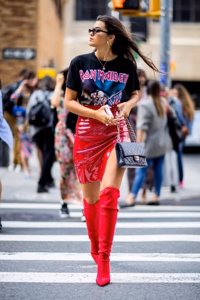 Vì sao người Việt luôn thích mặc đồ màu đỏ vào ngày Tết?