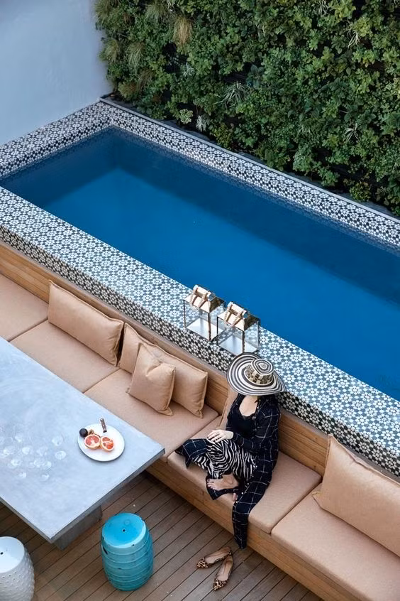 Bể bơi mini cực kỳ tiện nghi cho ngôi nhà có diện tích khiêm tốn