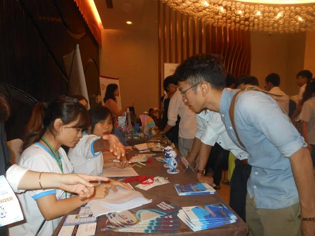 StartupFair 2016 thu hút sự quan tâm của nhiều cá nhân, tổ chức có liên quan đến khởi nghiệp và đầu tư trong và ngoài nước tham gia.