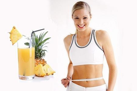 Hô biến làn da đẹp hết hồn chỉ với 1 quả dứa Ho bien lan da dep het hon chi voi 1 qua dua