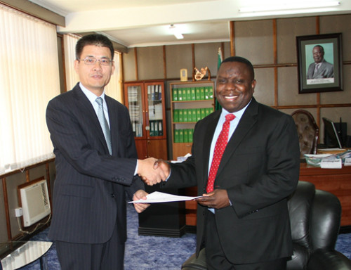 trung-quoc-bac-tin-ban-thit-nguoi-cho-chau-phi