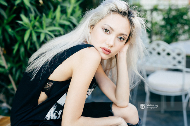 4 hot girl Việt siêu gợi cảm, sexy nhưng ngoài đời thì... bé tẹo! - Ảnh 3. 4 hot girl Việt siêu gợi cảm, sexy nhưng ngoài đời thì... bé tẹo! - Ảnh 3.