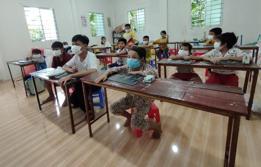 Giờ học của lớp tình thương. Giờ học của lớp tình thương.