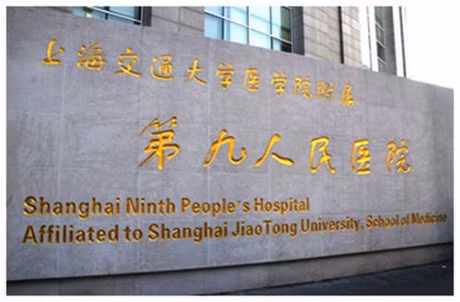 Di phau thuat de co cam V-line, co gai bi bac si cuong hiep hai lan - Anh 2