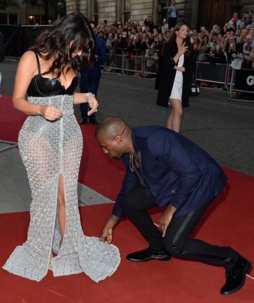 Loạt ảnh khiến ai cũng ghen tị với Kim vì có người chồng như Kanye West ảnh 1 Loạt ảnh khiến ai cũng ghen tị với Kim vì có người chồng như Kanye West ảnh 1