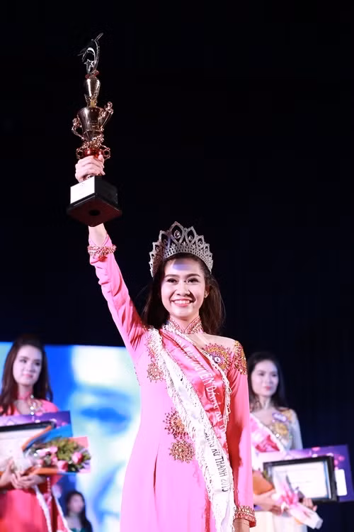 Nữ sinh Học viện Bưu chính đăng quang Hoa khôi duyên dáng xứ Thanh - Ảnh 2