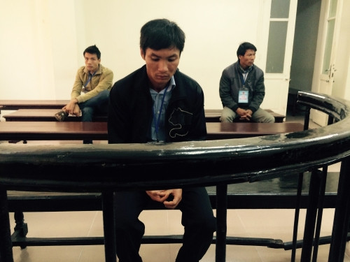 Tranh giành bãi thả trâu, cháu ra tay chém chú trọng thương - Ảnh 1 Tranh giành bãi thả trâu, cháu ra tay chém chú trọng thương - Ảnh 1