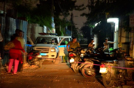 Lộ diện tên côn đồ xông vào nhà đâm chết người đang ngủ - Ảnh 1 Lộ diện tên côn đồ xông vào nhà đâm chết người đang ngủ - Ảnh 1