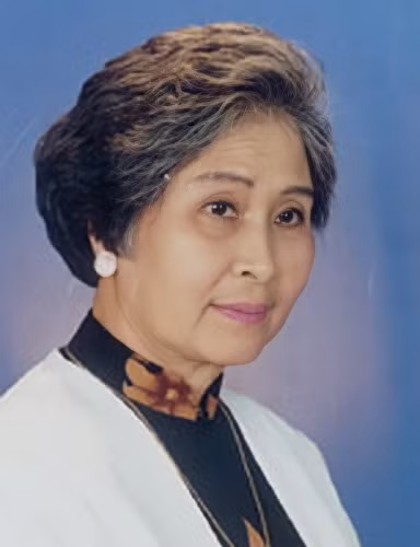 Từ một thợ may vá, bà Trần Thị Tuyết trở thành một nghệ sĩ ngâm thơ kỳ cựu. Ảnh: GĐCC.