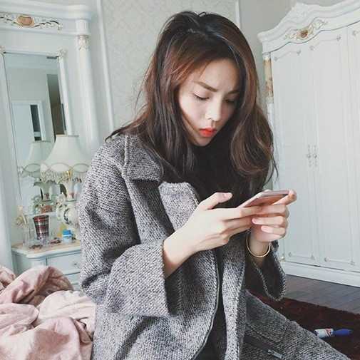 Vì hình ảnh này mà Kỳ Duyên thường xuyên bị “ném đá“ ảnh 9 Khuôn mặt căng thẳng thường thấy của Kỳ Duyên.