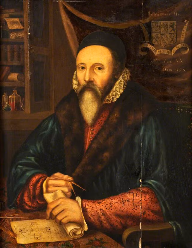  John Dee. 