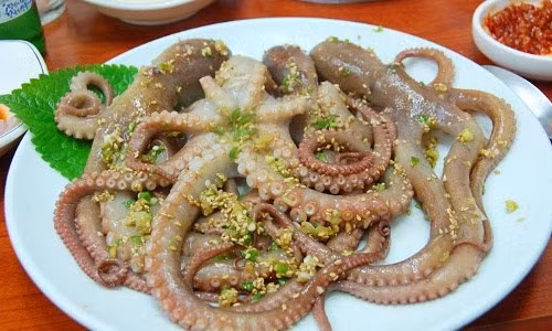 7 món đặc sản có thể gây chết người