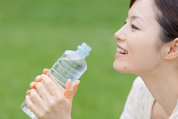 Việc cơ thể thiếu nước có thể ảnh hưởng đến việc kích thích ham muốn.
