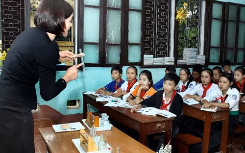 Bổ sung giáo viên giỏi cho các trường phổ thông dân tộc nội trú