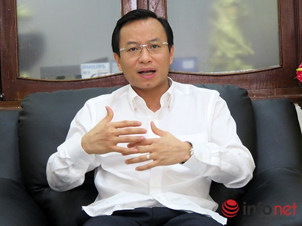 Tân Bí thư Thành ủy Đà Nẵng Nguyễn Xuân Anh trả lời phỏng vấn báo Infonet (Ảnh: HC)