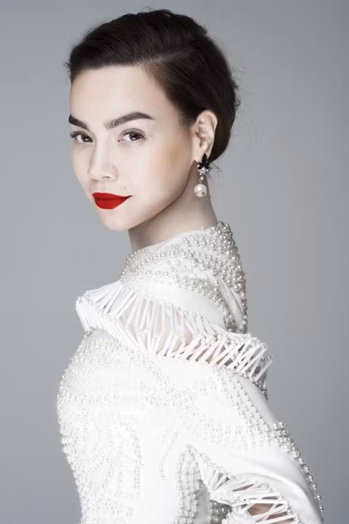 5 sao Việt khó lấy lại lòng khán giả sau scandal