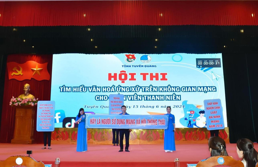 Ấn tượng tại Hội thi tìm hiểu văn hoá ứng xử trên không gian mạng cho đoàn viên, thanh niên.
