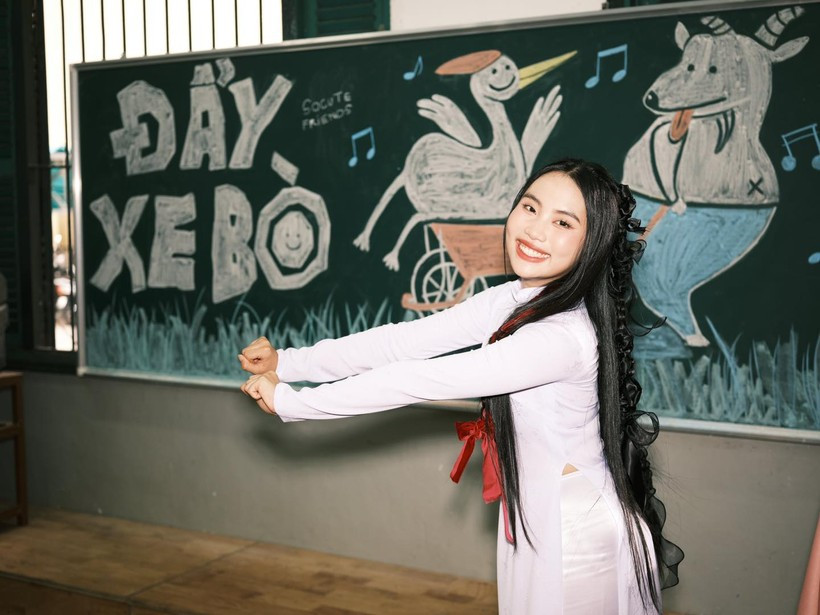 Phương Mỹ Chi từng đoán trúng đề thi môn Ngữ văn kỳ thi tốt nghiệp THPT 2023.