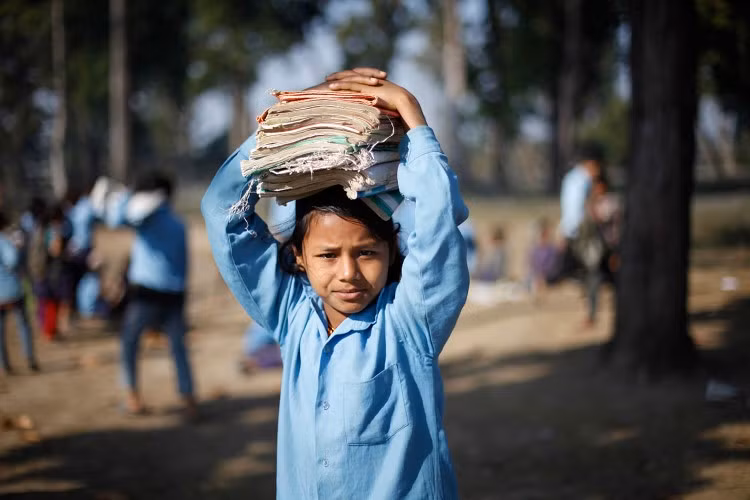 Khoảng hai triệu trẻ em trong độ tuổi đi học không được đến trường trên khắp Nepal. Ảnh: Nepalitimes