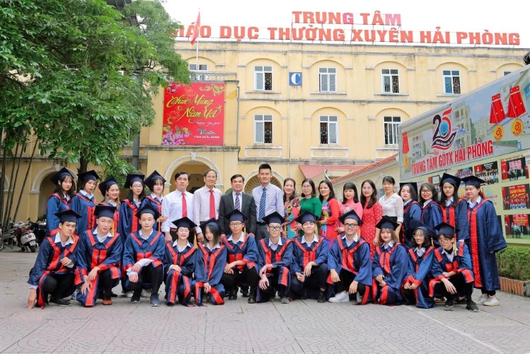 Học viên Trung tâm GDTX Hải Phòng.