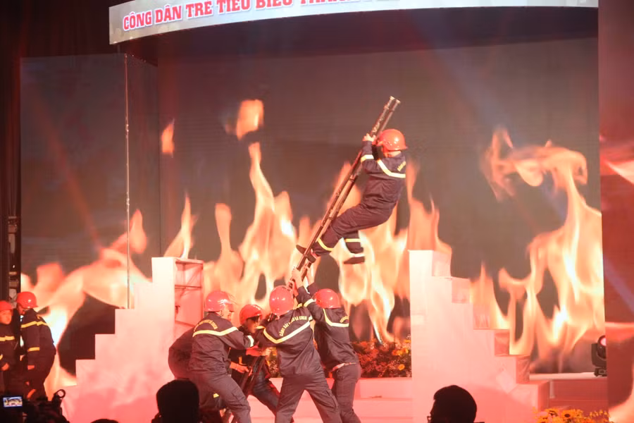 Tiết mục ấn tượng của các chiến sĩ PC07 Công an TP.HCM