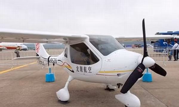 Cận cảnh chiếc máy bay điện giá 3,5 tỷ đầu tiên trên thế giới - Ảnh 2