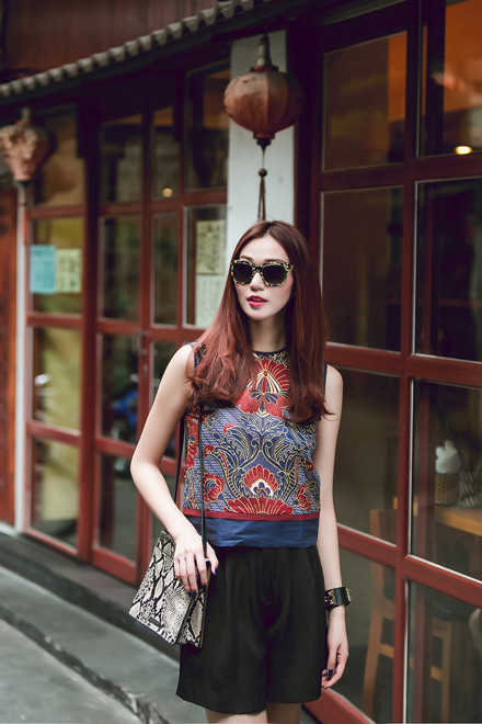 Khánh My phối đồ linh hoạt ngày hè ảnh 11